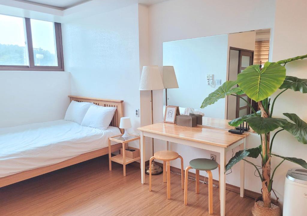 Songsan-dong House | Seogwiporto