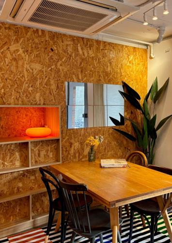Seochon Apartment | Seoul home near the president palace