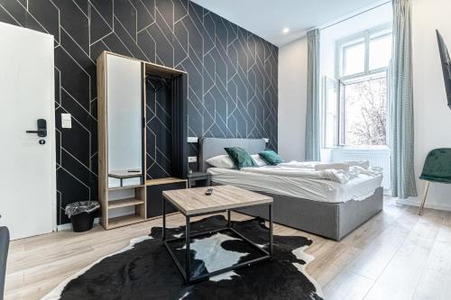 Mariahilf Apartment | Shopping Paradise 9BR Complex Ideal for 22 People