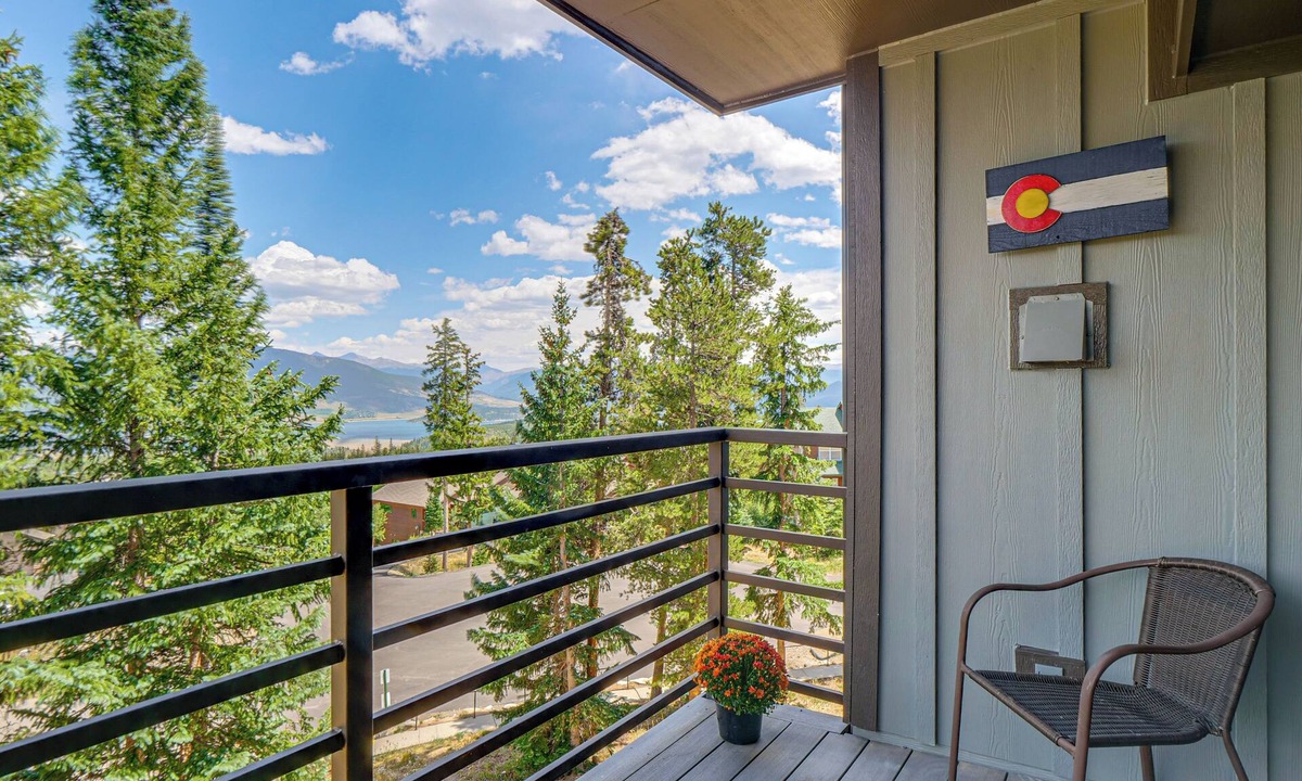 Wildernest Condo | Ski & Adventure Base: Mtn-View Silverthorne Condo
