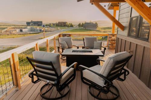 Grand Elk Ranch House | Ski Granby Ranch five minutes from the house