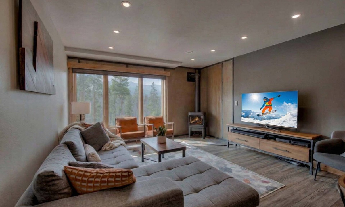 Warrior's Mark West Condo | Ski-In/Out Townhome w/Hot Tub & Lovely Mtn Views!