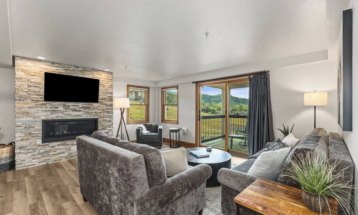 Steamboat Springs Condo | Ski-In Ski-Out Luxe Mountain Retreat 2 Bed 2 Bath Condo at Torian Plum