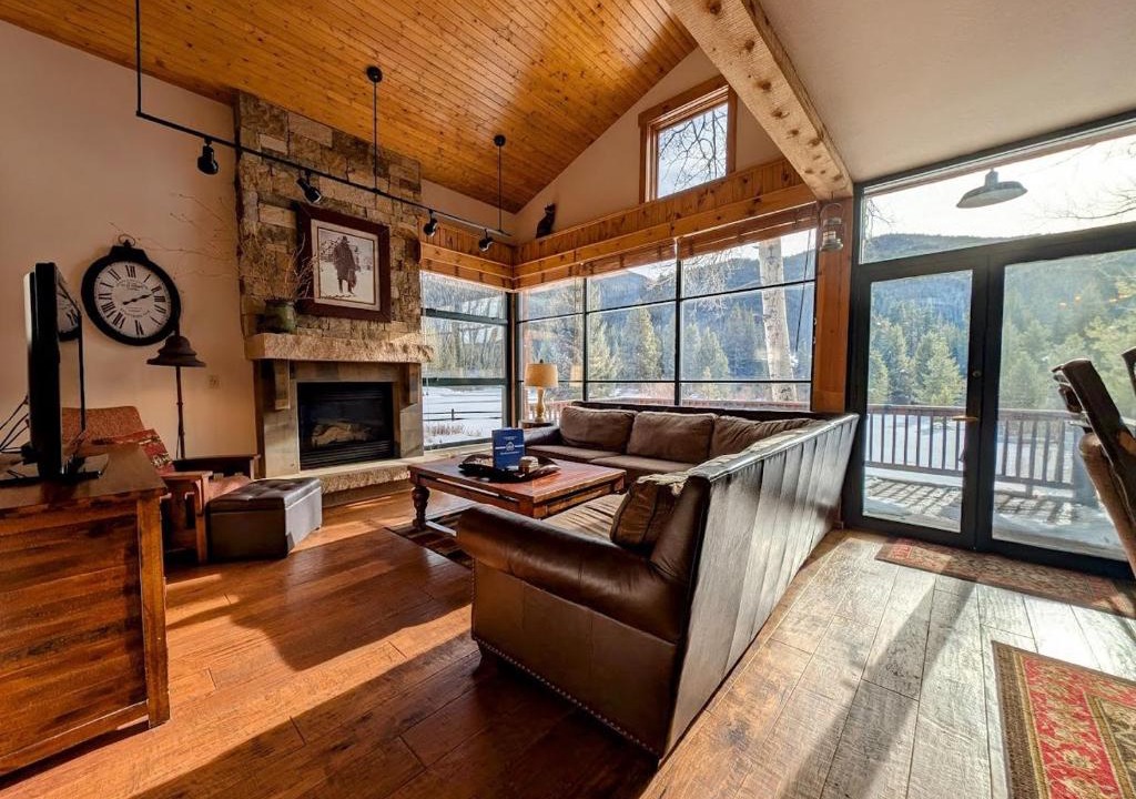 Keystone House | Ski Tip Ranch 8739 by SummitCove Lodging in Colorado