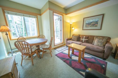 Mountain House House | Slopeside 2733A by SummitCove Lodging in Colorado