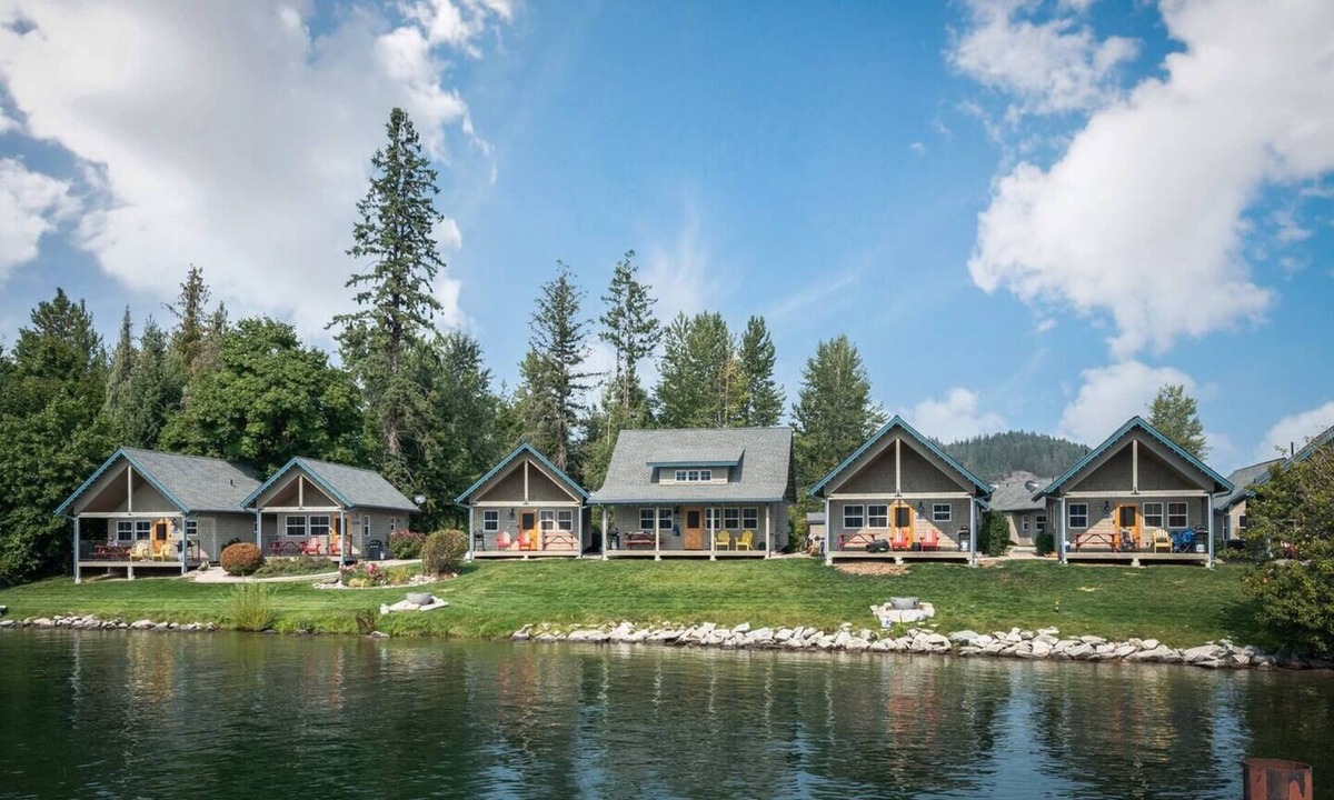 Dover Bay House | Slow down, just "Coast A While", and savor lakeside life at this perfect tranquil getaway.