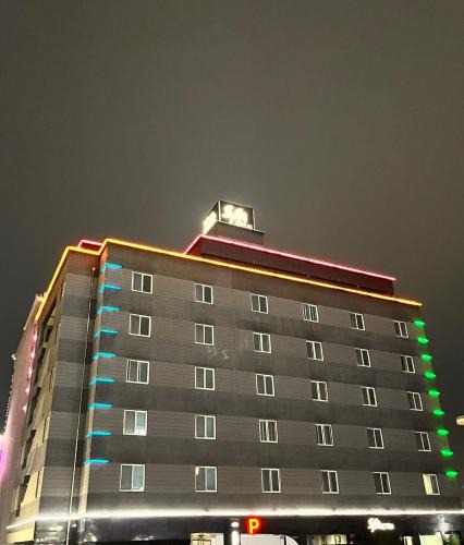 Gyo-dong Hotel | SM Hotel
