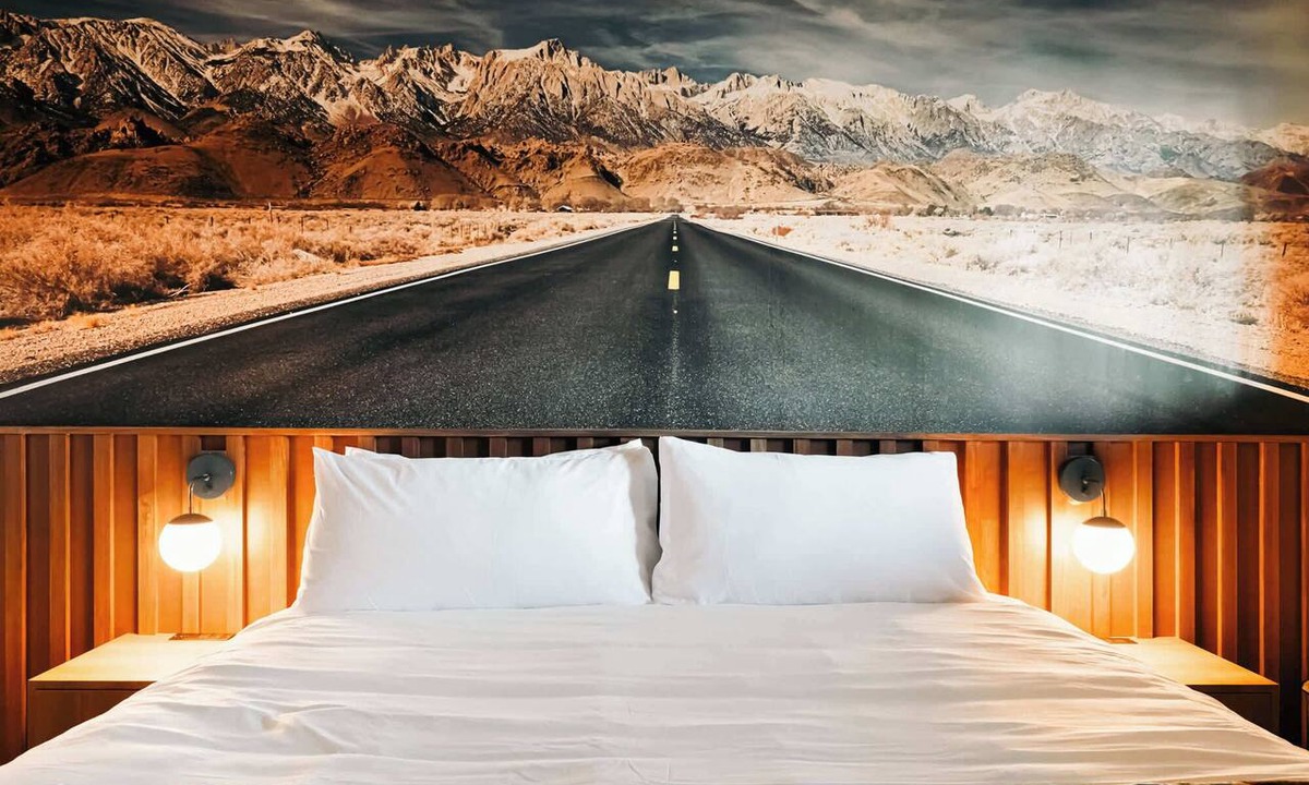 Hale Apartment | Snowy Peaks Getaway | La Vista Motel | 212