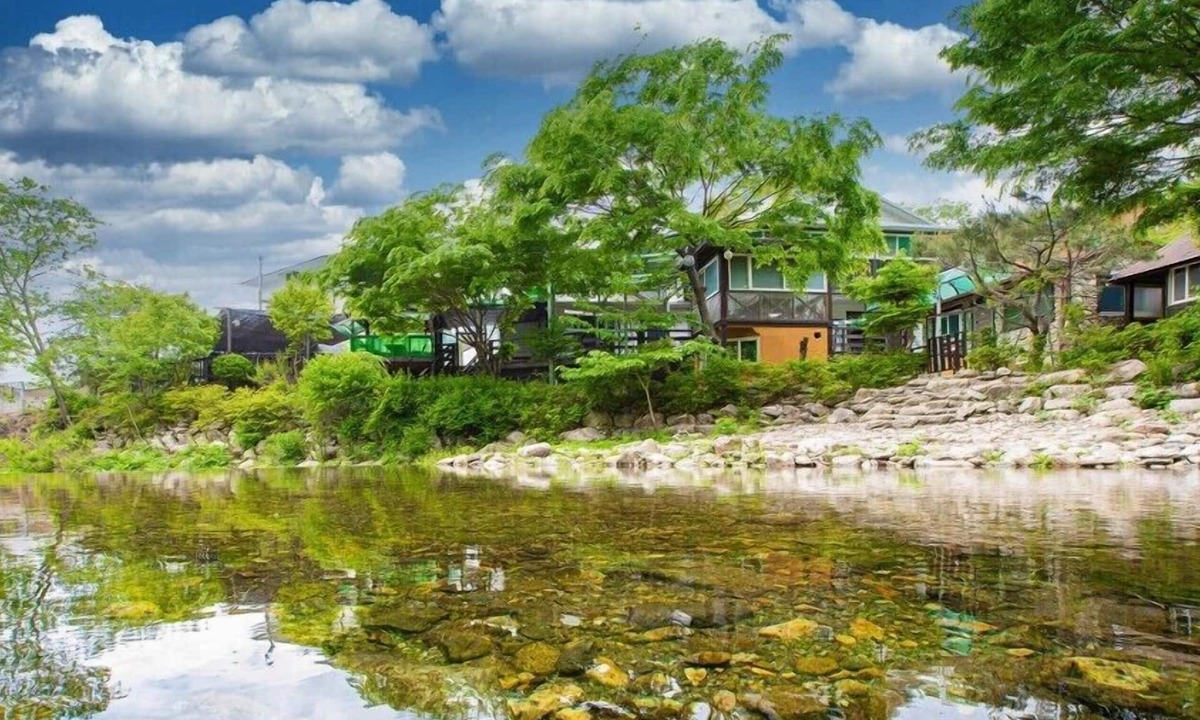 Yongmun House | Soljiearo Pension