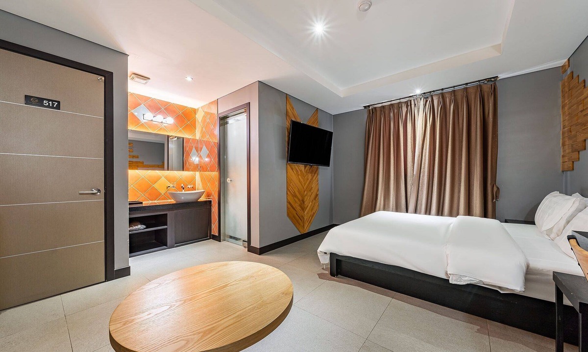 Pyeongtaek Hotel | Songtan Person