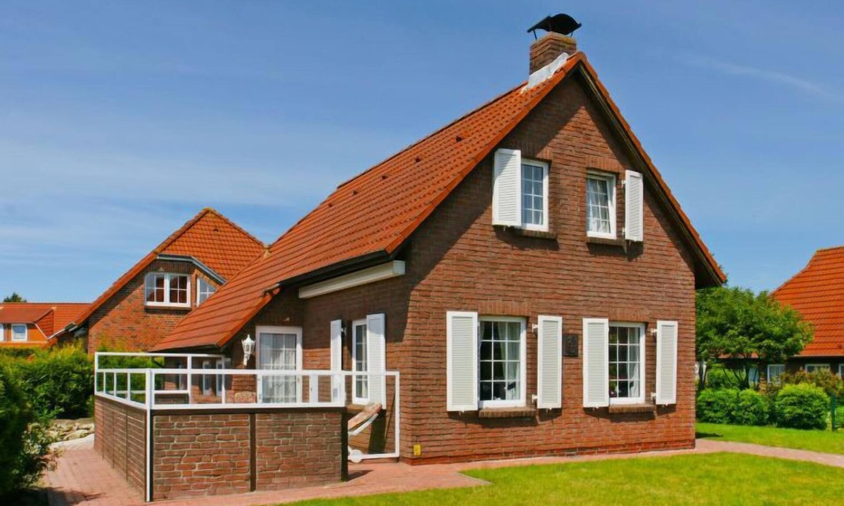 Norddeich House | Sonnenschein by Interhome