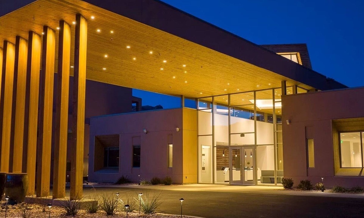 Moab Condo | Spacious 1-bedroom condo in magical Moab with WiFi, fitness room