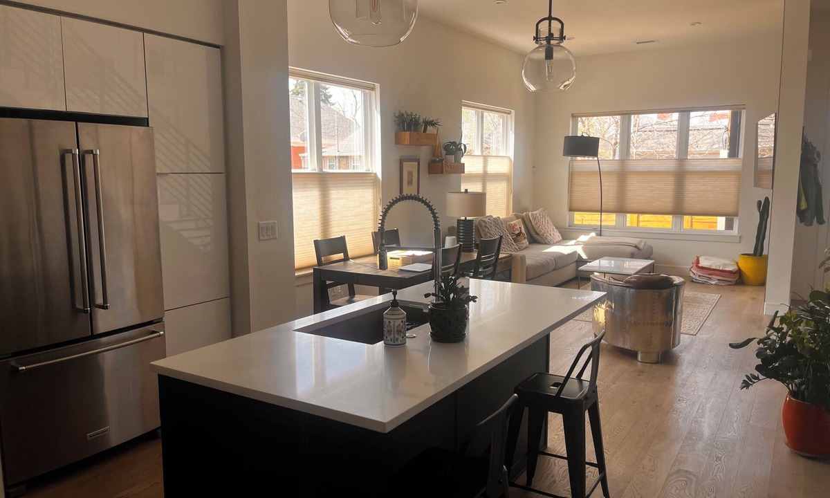 Washington Park West House | Spacious 3-bedroom townhome in lovely Denver with amazing rooftop AC+ gym