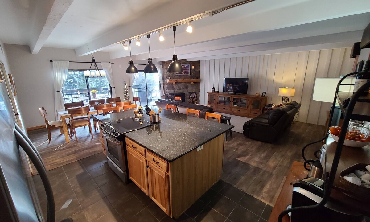 Frisco Condo | Spacious, creekside, ground-level unit near Main Street!