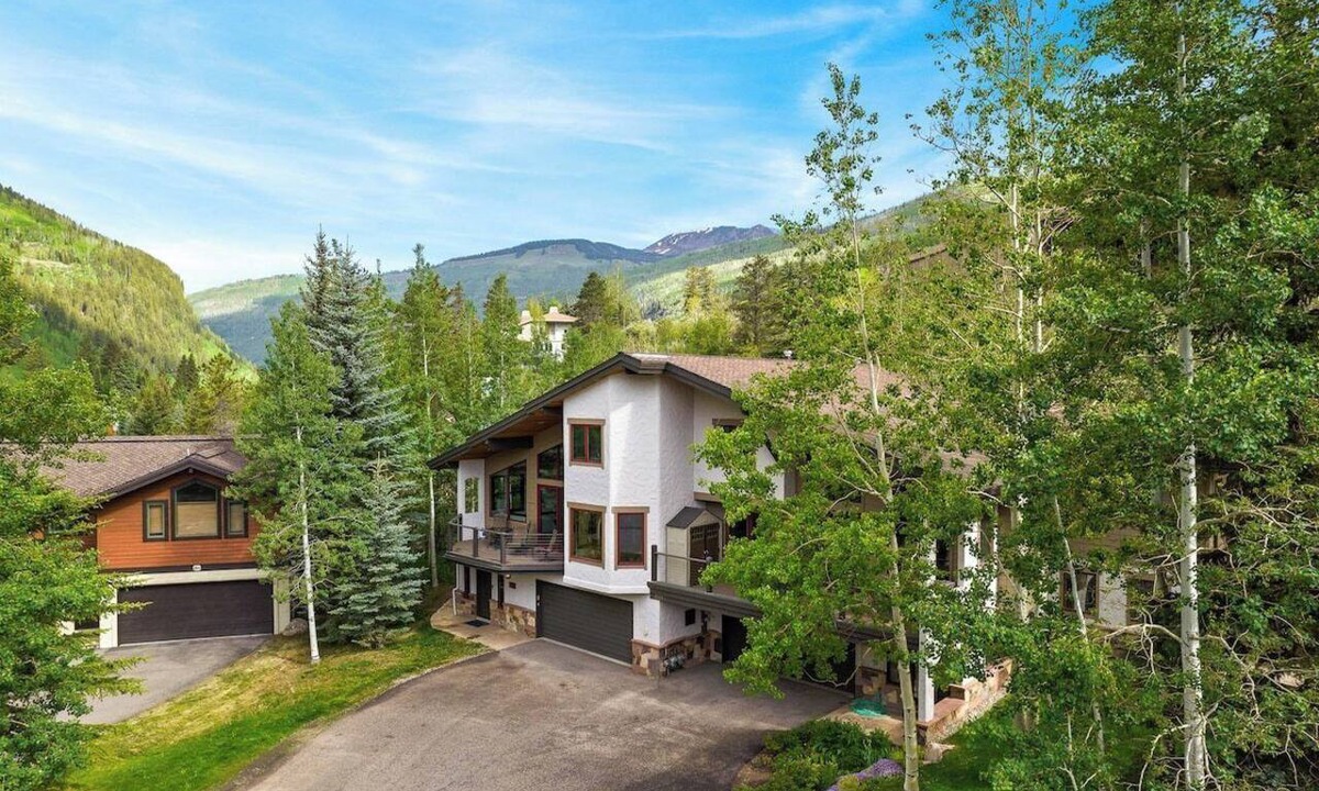 Vail House | Spacious East Vail Getaway by Vail Butler