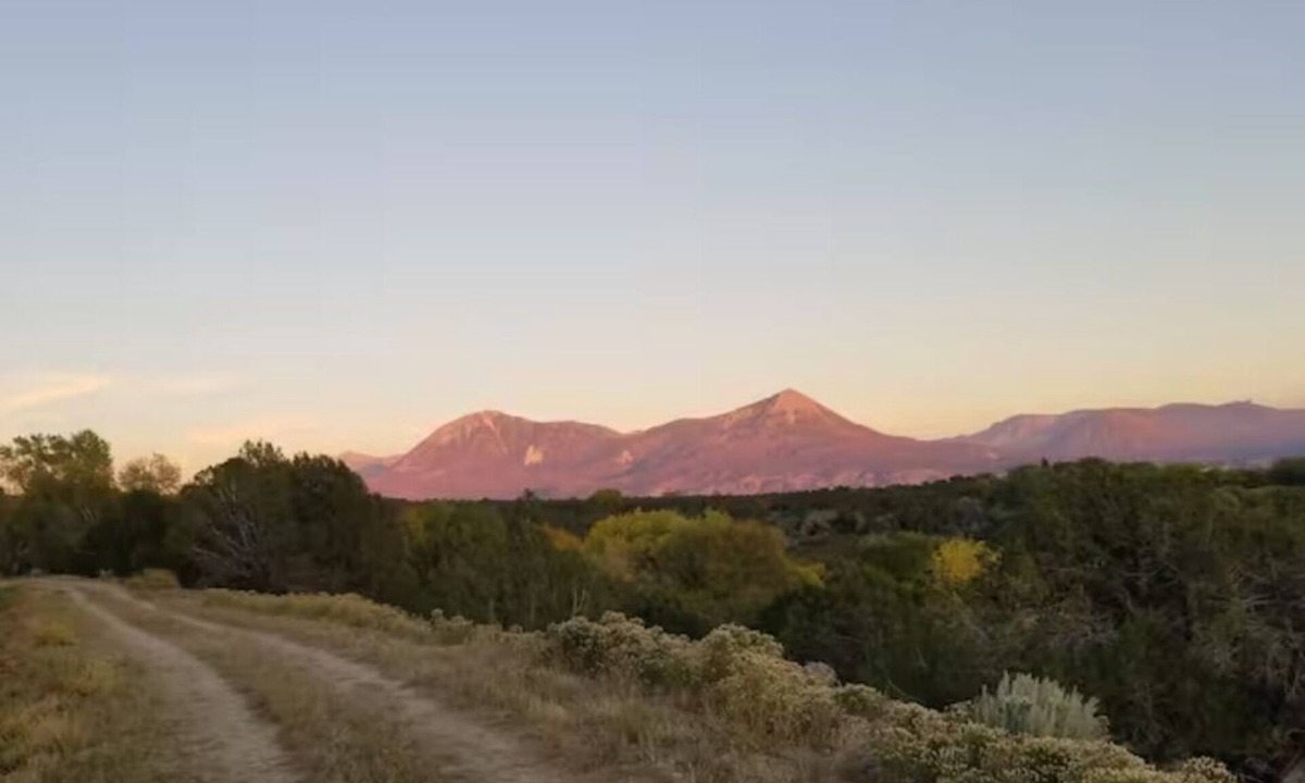 Hotchkiss House | Spirit Ranch a Private Serene Getaway