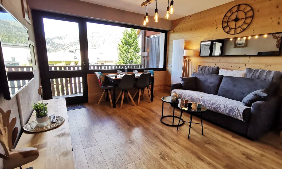 Les Gets Apartment | Studio cabin 4 pax near slopes, wifi, parking