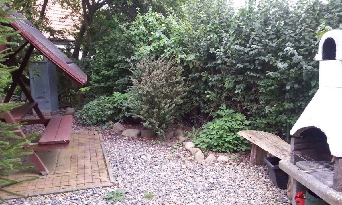 Gingst Apartment | Studio with barbecue terrace