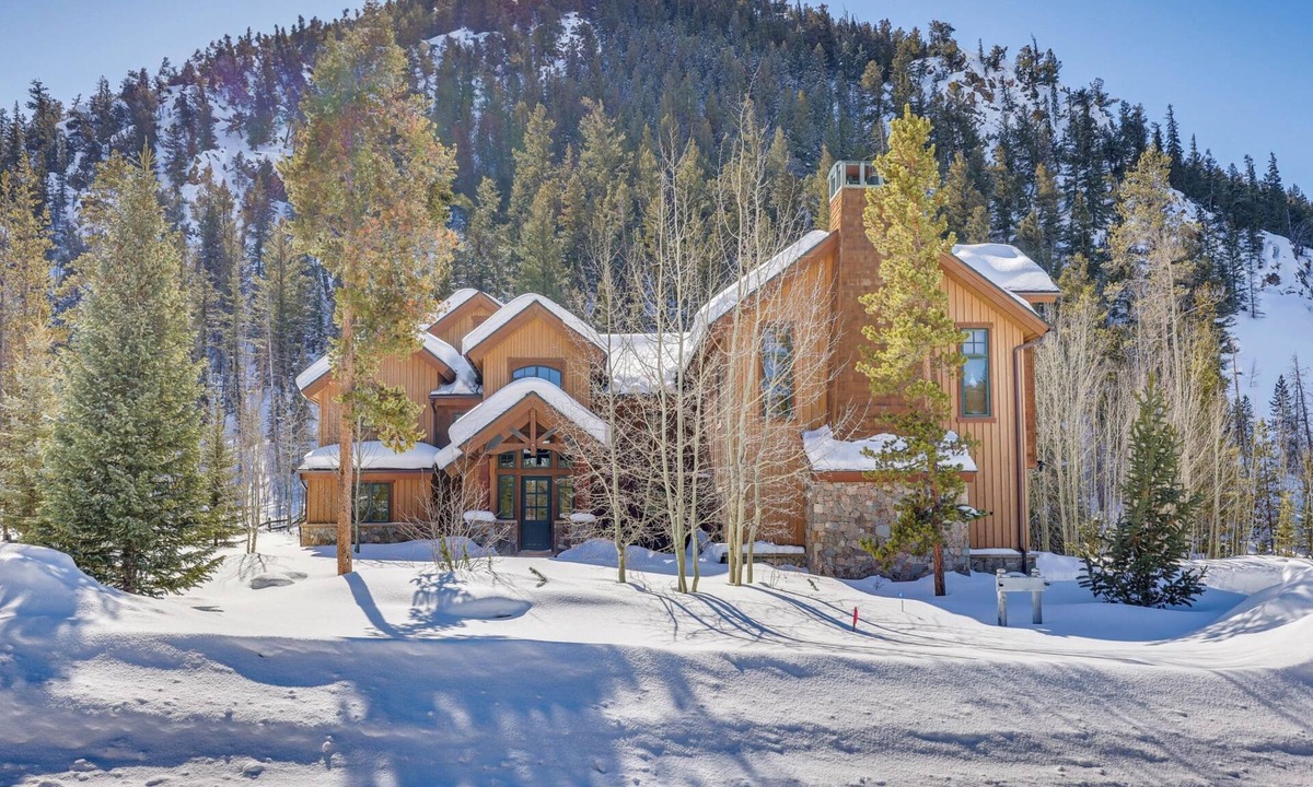 Keystone House | Stunning custom Home w/private hot tub, quick drive to the slopes!