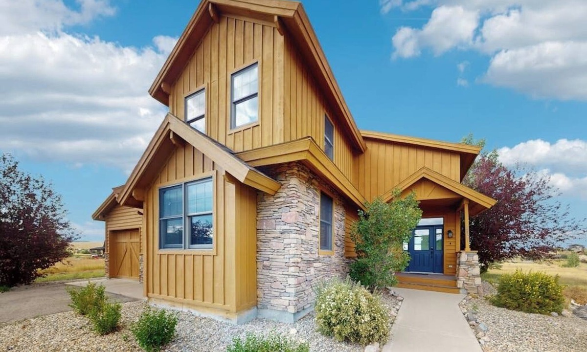 Grand Elk Ranch House | Stunning house w/mountain views, free WiFi, outdoor activities