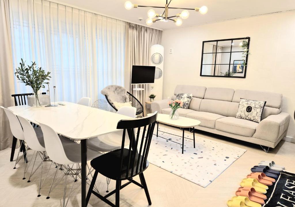 Yeonnam-dong Apartment | Sweet melody Hongdae private APT