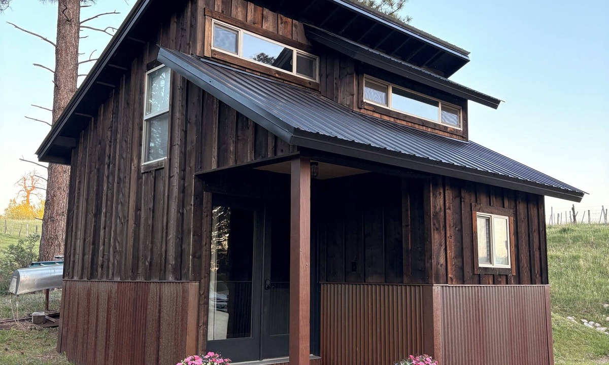 Mancos House | The Backyard Hideout