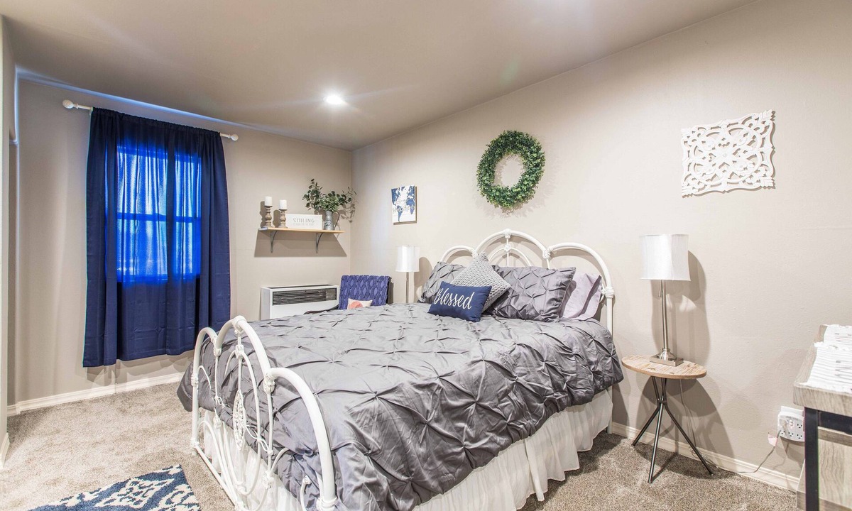 Historic Grand Junction House | The Carriage House Studio: Central Modern Comfort