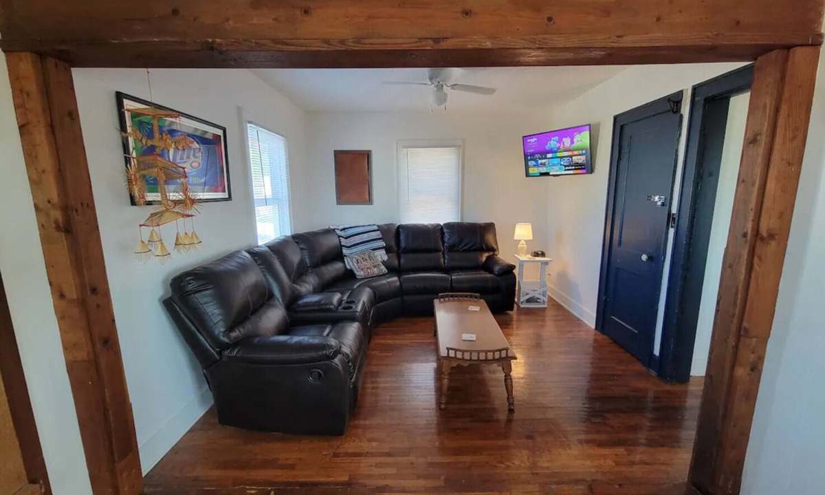 Dodge City House | The Casa Sandoval is central to the best places to visit in Dodge City!