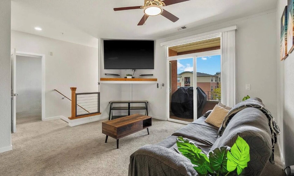 Northeast Park Hill Condo | The Central Hub 2BD/2BTH