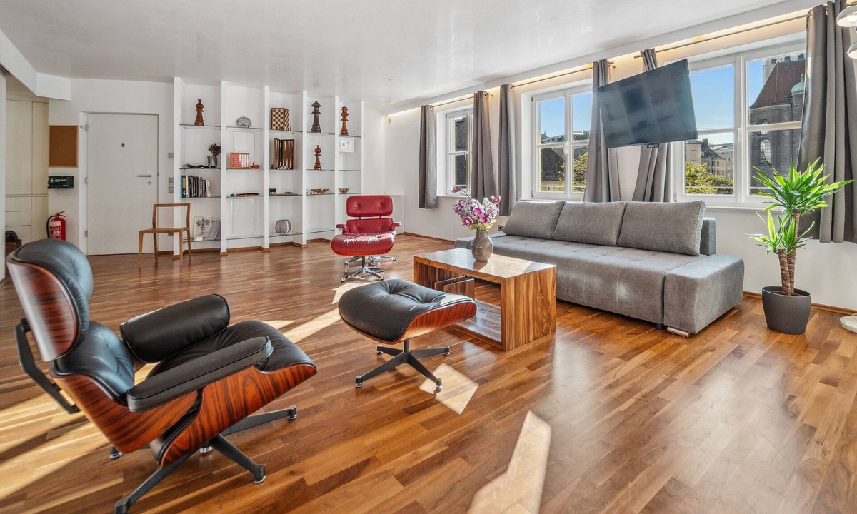 Graggenau Apartment | The most central holiday apartment in Munich - 90 m² luxury at Viktualienmarkt