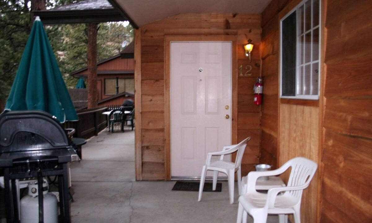 Estes Park Ski Chalet | Timber Creek Chalets: 12 1 Bedroom Chalet