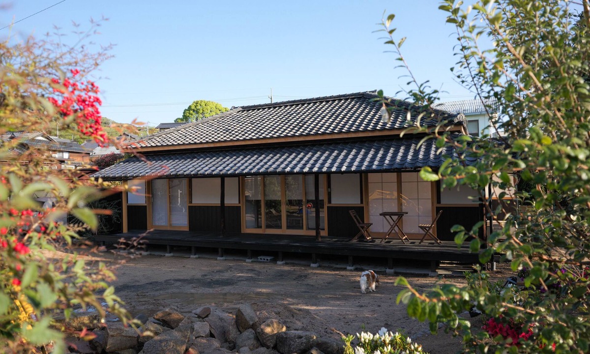 Ochi-gun House | Traditional but luxury Japanese villa. Midway on Shimanami Kaido. Cal-king beds!