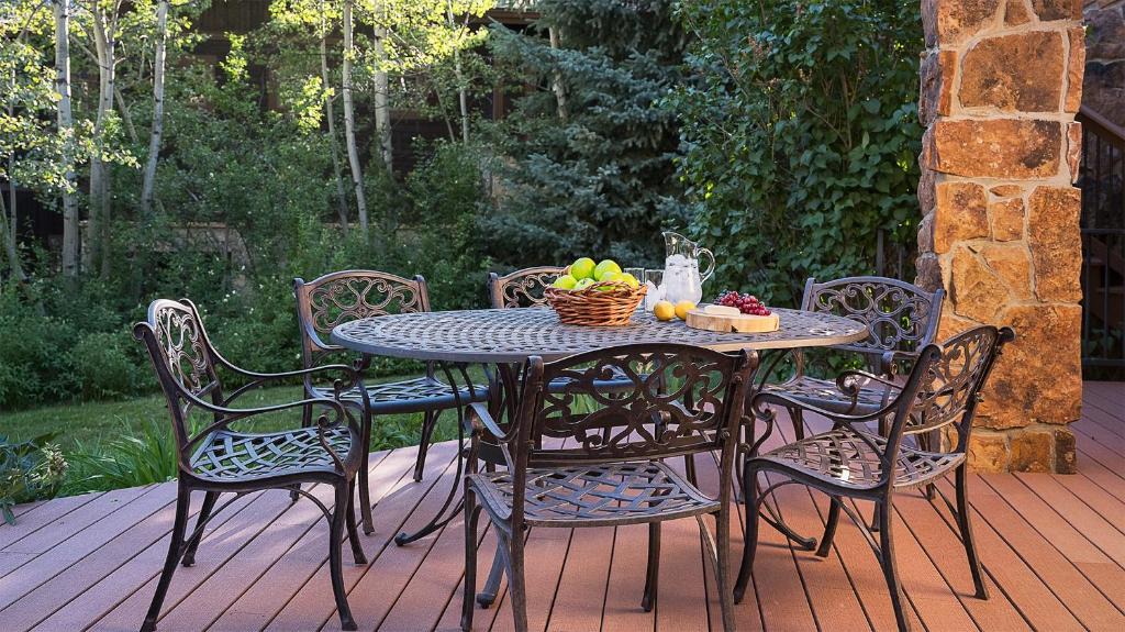 Steamboat Springs House | Trails Edge Lodge