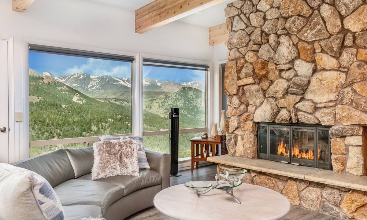 Windcliff Estates Condo | Trails End Vacation Home at Windcliff by RedAwning