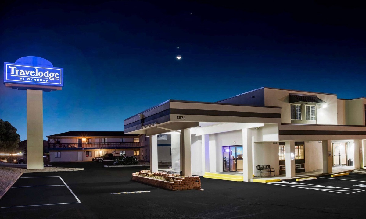 Cimarron Hills Hotel | Travelodge by Wyndham Colorado Springs Airport/Peterson AFB