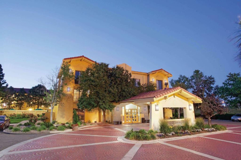 Golden Hotel | Travelodge by Wyndham Golden-Denver