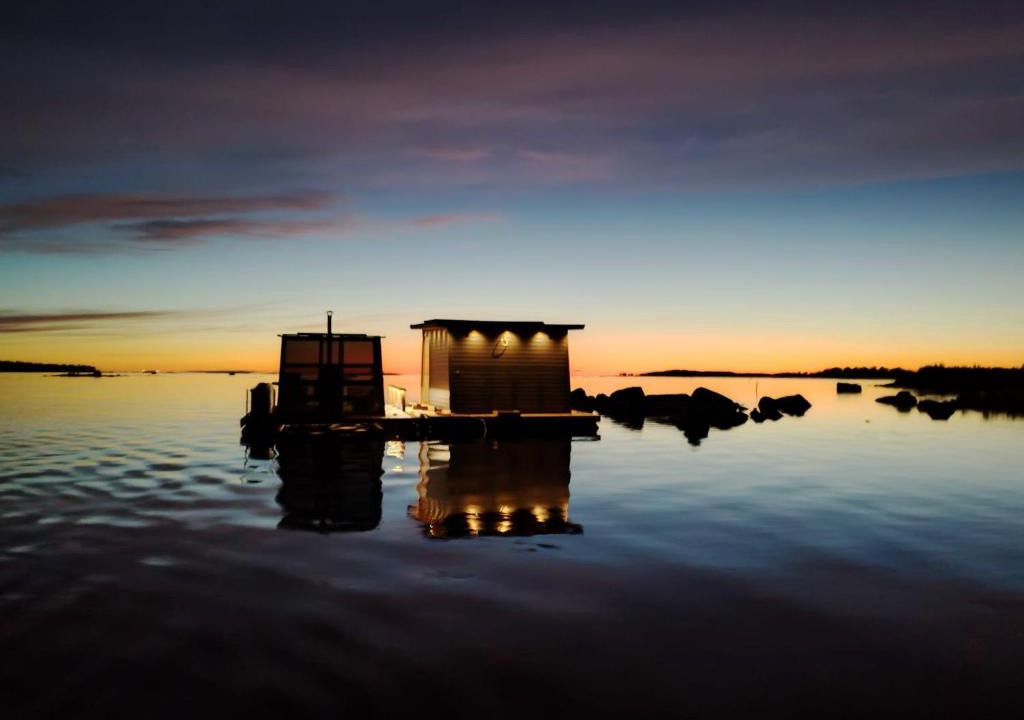 Kalajoki Apartment | Tyylikäs asuntolautta hienolla merinäköalalla