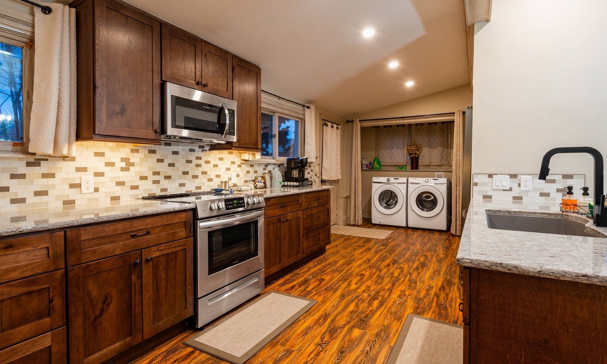 Cripple Creek House | Updated*1895 Victorian*Hot Tub*MTN Views