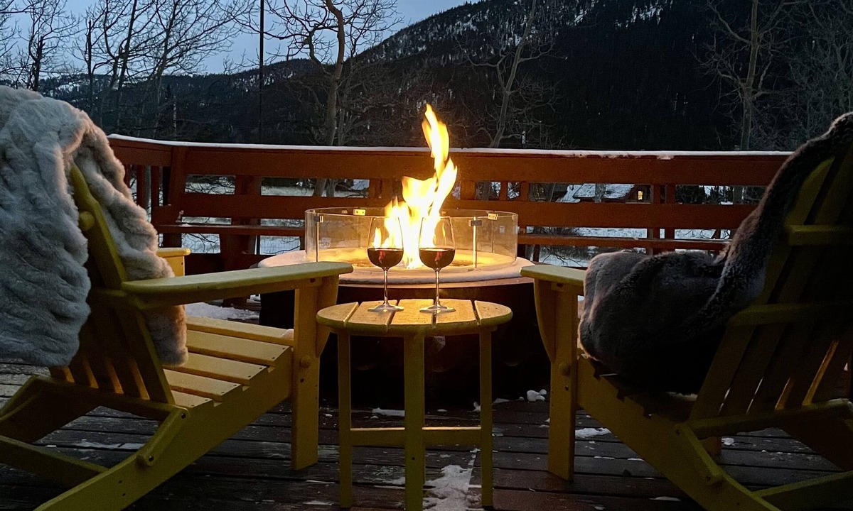 Alma House | Upscale Rustic Mountain House in Alma. 20 min from Breckenridge -SUPERHOST!