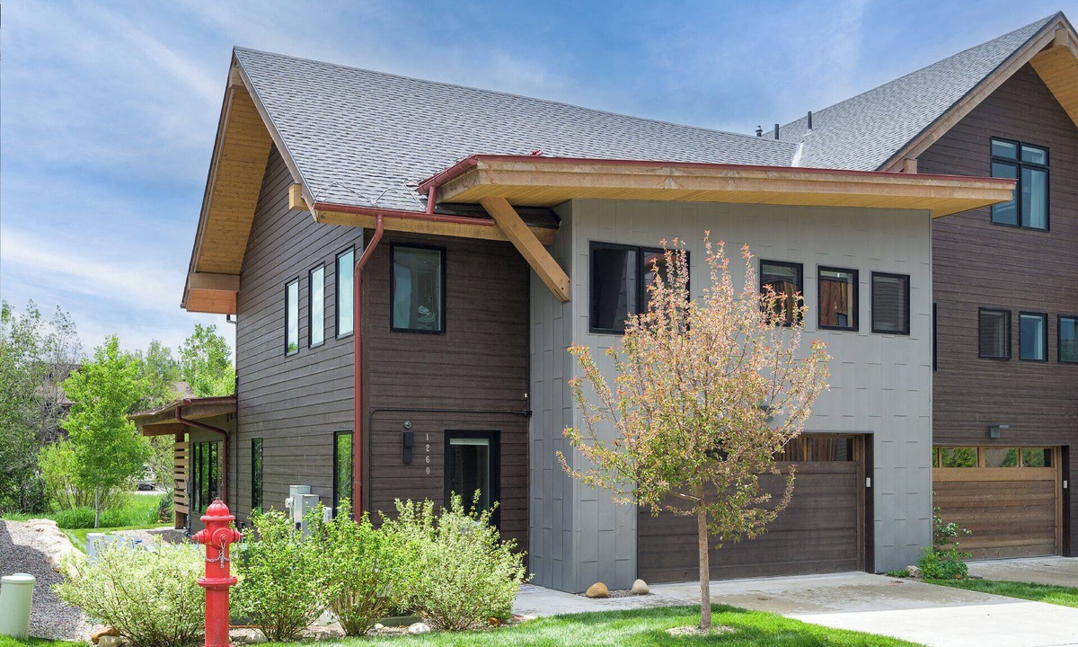 Steamboat Springs House | Urban Retreat | Modern Design | Pet Friendly | Hot Tub