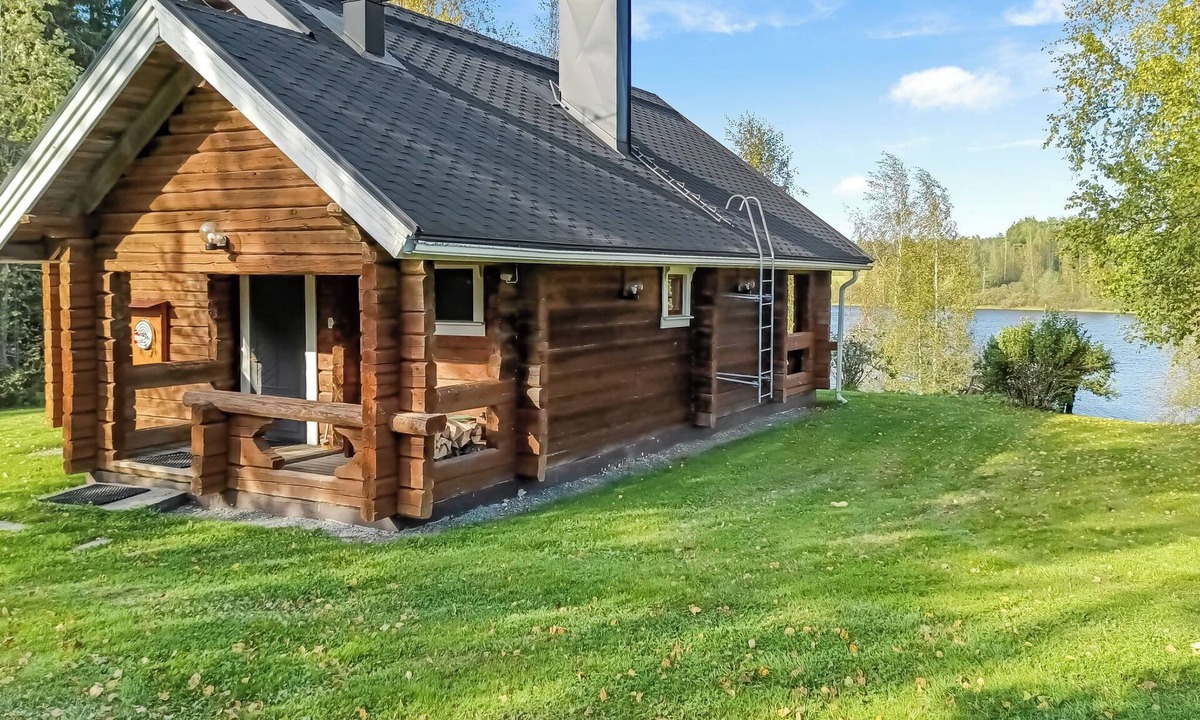 Ylojarvi House | Vacation home Loimu by Interhome