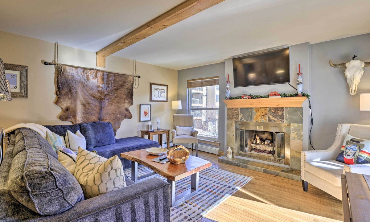 Vail Condo | Vail Ski Condo w/Mtn Views & Shuttle Service!