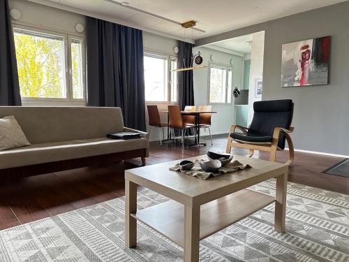 Sievi Apartment | Vanhan paloaseman loft -asunto