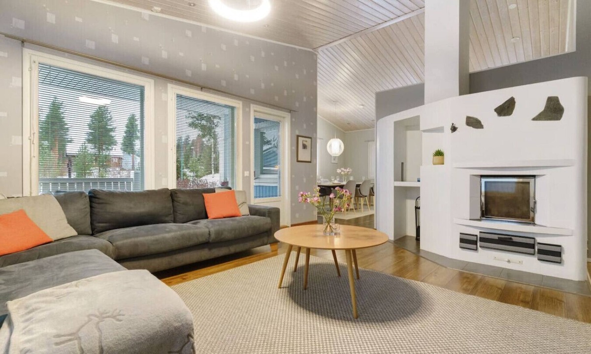 Rovaniemi House | Villa Arctic Glow, Private Sauna By Lapland Host