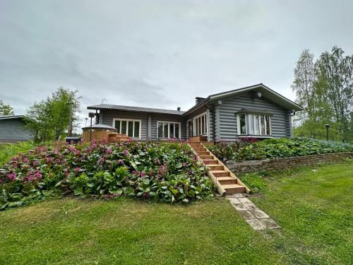 Iisalmi Villa | Villa Sahi