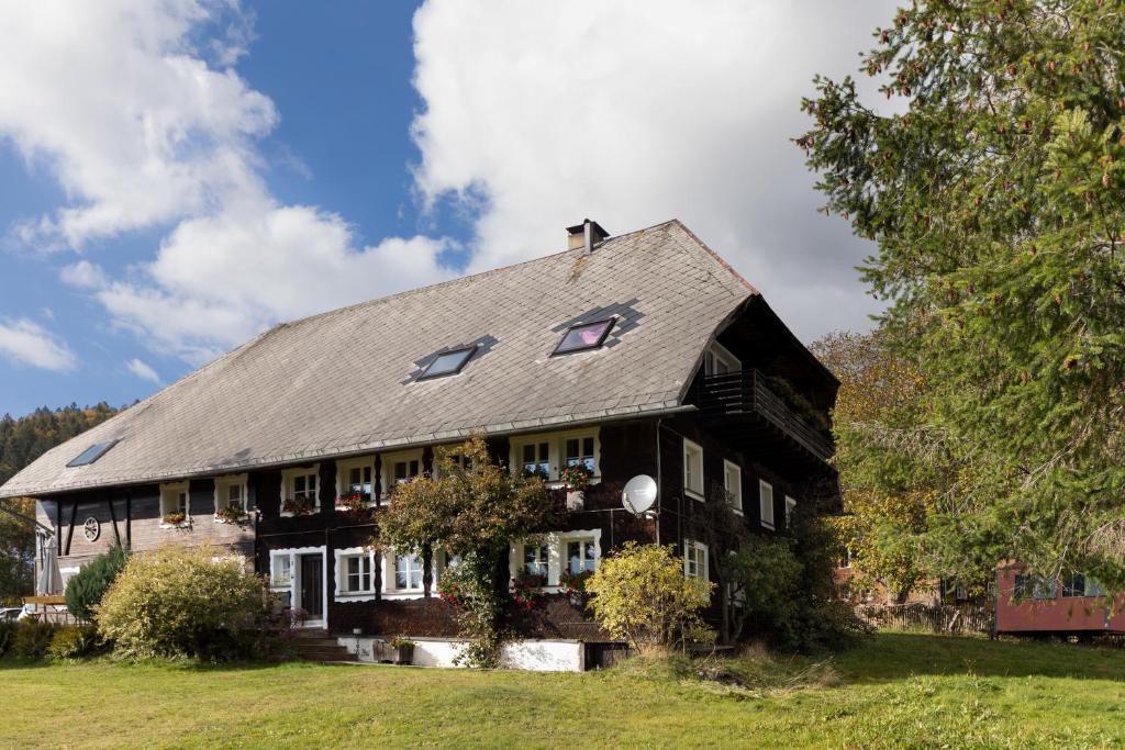 Wittenschwand House | WÄLDER: Quartier Dachsberg