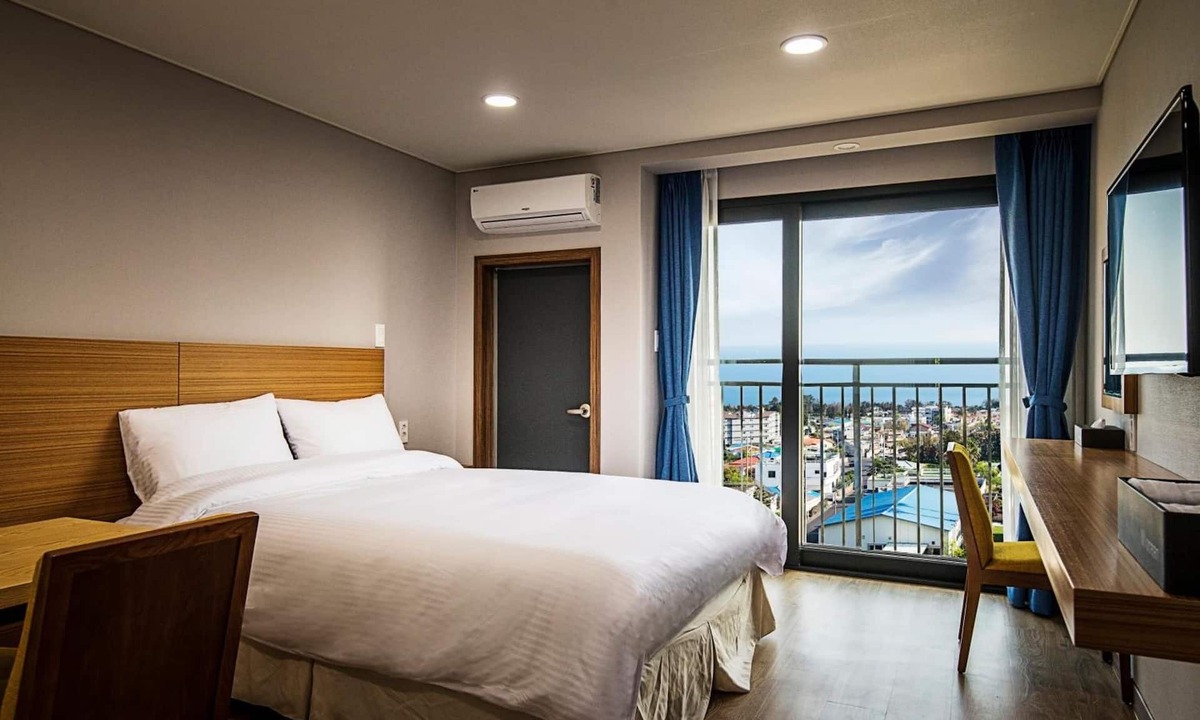 Jungmun House | W Ocean Pension