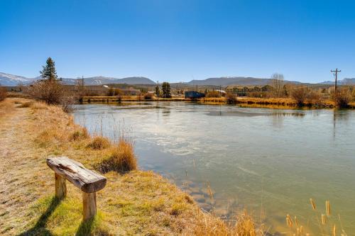 Fraser House | Walkable Condo 5 Mi to Winter Park Resort!