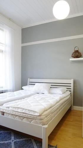 Vaasa Apartment | Wanha Rovastiinna, SELF-SERVICE Unique city apartment, FREE WiFi