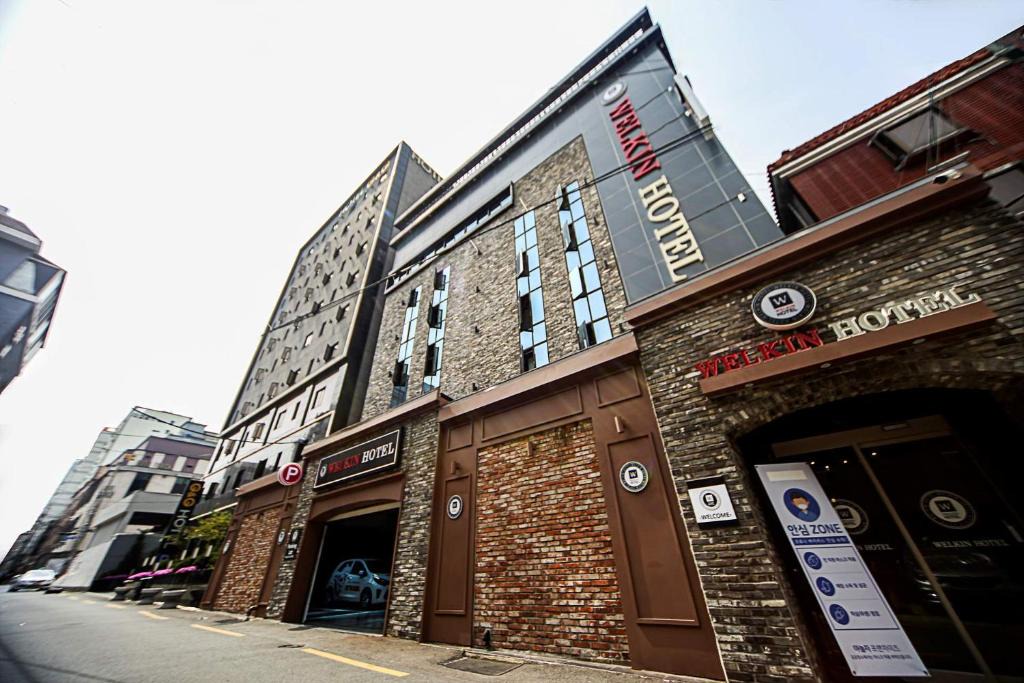 Daeyeon-dong Hotel | Welkin Hotel